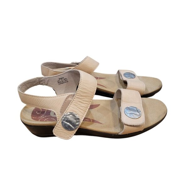 Propet Tan Leather Comfort Sandals Size 7.5 | Hook & Loop Strap | Low Wedge - Picture 6 of 10